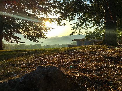 Le Hameau de Moulès (groupes), Le Hameau du Moulès