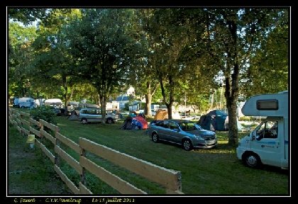 CAMPING