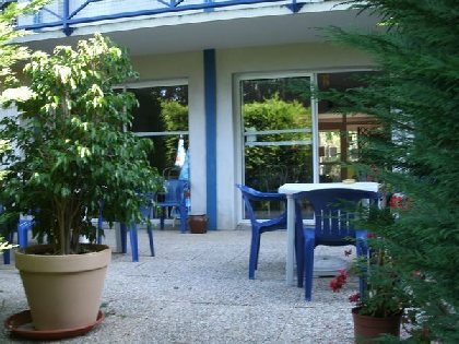 Riv'Hôtel (groupes) - terrasse, OFFICE DE TOURISME DU PLATEAU DE MONTBAZENS