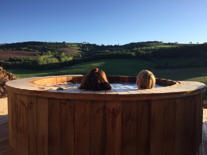 le bain nordique du Hameau du Brugas, Martine Rouquette-les Gîtes du Brugas