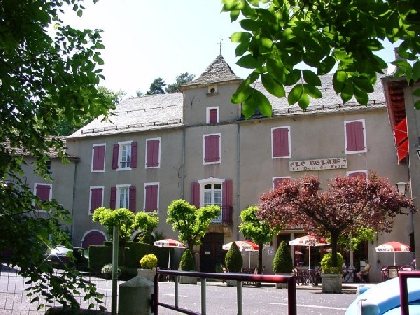 Relais du Bois du Four (groupes), OFFICE DE TOURISME DE PARELOUP LEVEZOU