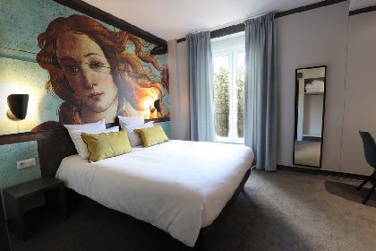 Hôtel La Capelle (groupes), Hotel de la Capelle