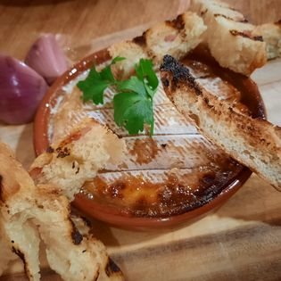 Léonie – Bistro et Grillades, Relais Millau Larzac