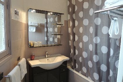 HOTEL DU COMMERCE, HOTEL DU COMMERCE