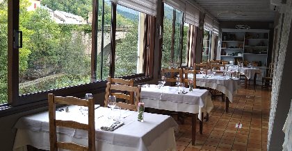 Restaurant Midi Papillon, OFFICE DE TOURISME LARZAC VALLEES