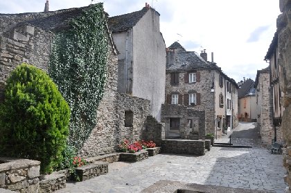 SAUVETE DE RIEUPEYROUX, SYNDICAT D'INITIATIVE DE LA SALVETAT PEYRALES AVEYRON SEGALA VIAUR