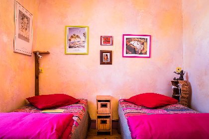 La chambre Art Déco : 2 lits simples (possibilité de les rapprocher), Gîte La Jeanne