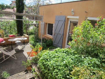 Chez Anne et Aimé, AUREJAC LOUBIE Anne