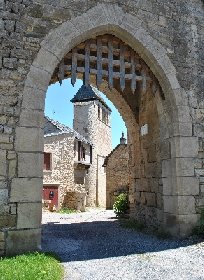 Village fortifié de Vimenet, Office de Tourisme Des Causses à l'Aubrac