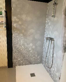 Salle de bain, Au Mas d'Hurtes