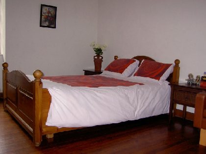 Chambre double à l'étage (140 x 200), OFFICE DE TOURISME DU NAUCELLOIS