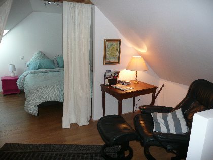 Chambre alcôve et coin lecture, 