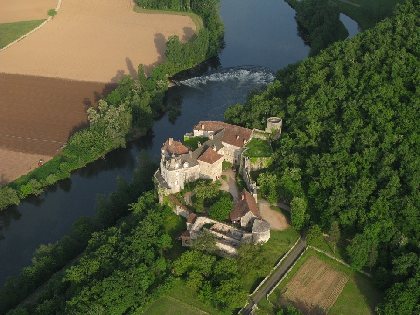 Château de Cénevières, OFFICE DE TOURISME REGIONAL DE VILLEFRANCHE DE ROUERGUE