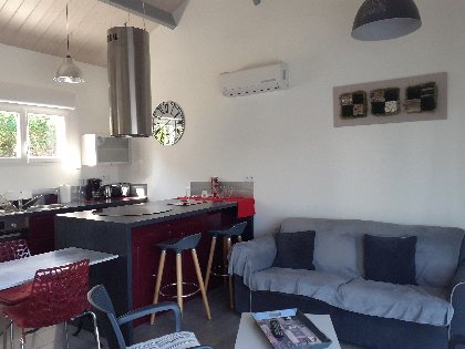 cuisine avec ilot central donnant sur le salon, Anaïs Alcouffe