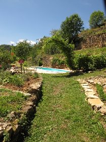 Accès piscine, Gîte des Apis