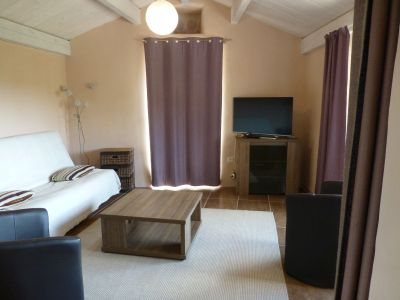 Hameau de Bouyssi : Maison l'Oustal, OFFICE DE TOURISME DU PAYS DE ROQUEFORT ET DU ST-AFFRICAIN