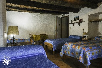 Gîte d'étape et de séjour de la Tour du Viala du Pas de Jaux (groupes), Virginie Govignon - OT Larzac Vallées