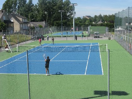 Courts de tennis de Ste Geneviève, Office de tourisme Argences en Aubrac