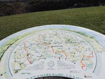 TABLE D'ORIENTATION, SYNDICAT D'INITIATIVE DE LA SALVETAT PEYRALES AVEYRON SEGALA VIAUR