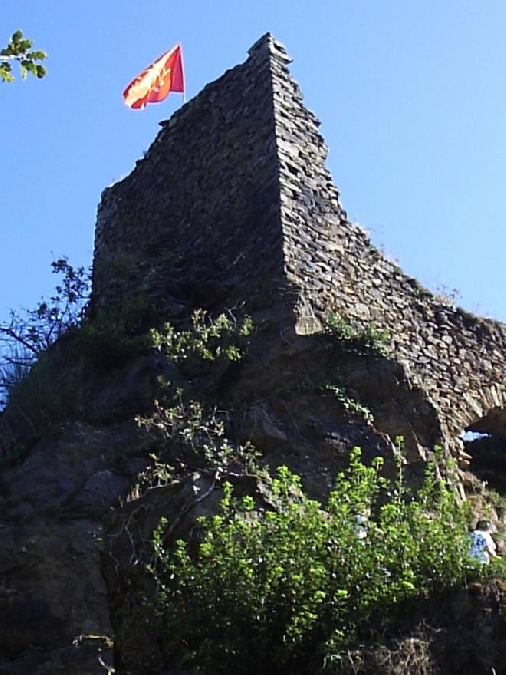 Vestiges du château de Peyroles