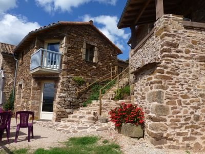 Les Gîtes du Hameau de Bouyssi, ROQUEFORT TOURISME