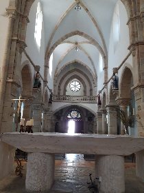 Eglise de Saint-Salvadou et sa croix processionnelle, OFFICE DE TOURISME AVEYRON SEGALA