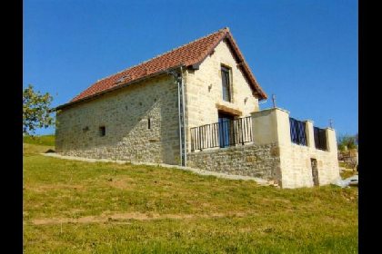 terrasse avec vue sur la campagne, OFFICE DE TOURISME DE VILLENEUVE D'AVEYRON