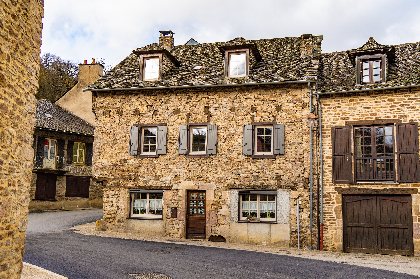Donjon du Château et village fortifié de Calmont, OFFICE DE TOURISME PAYS SEGALI