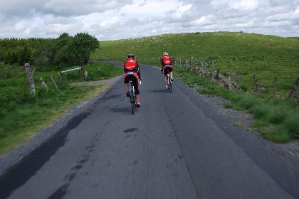 Cyclotourisme : Circuit Lacroix-Barrez - Gorges de la Truyère et Valon, 
