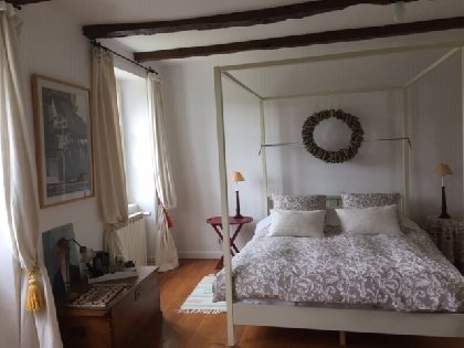 Le Couvent: chambre avec lit à baldaquin (king), Le Couvent