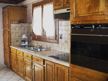 Location Mme Guitard à Comps - cuisine équipée, Mme Guitard à Comps