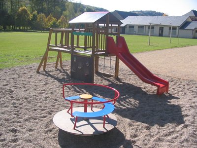 St Saturnin de Lenne, Mairie de St Saturnin de Lenne