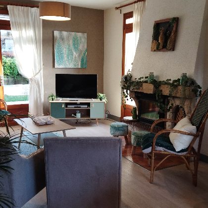 Salon avec cheminée , Maison 