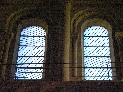 Conques - Visite guidée Les vitraux de Soulages, Office de tourisme de Conques