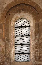 Conques - Visite guidée Les vitraux de Soulages, Office de tourisme de Conques