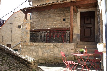 vue rue piétonne maison, Gîte du Cordonnier