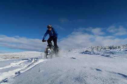 AUBRAC RANDO - FAT BIKE ELECTRIQUE, 