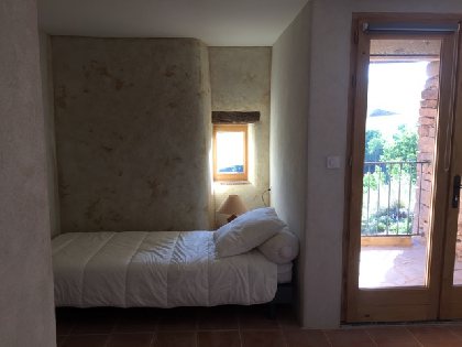 l'alcôve de la chambre 1 Gîte le Sureau du Brugas, Martine Rouquette-les Gîtes du Brugas