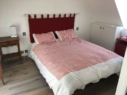 chambre 2 à l'étage, 