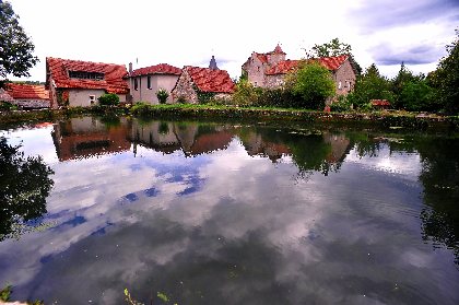 Le plan d'eau de Salles Courbaties, Hugues Vial