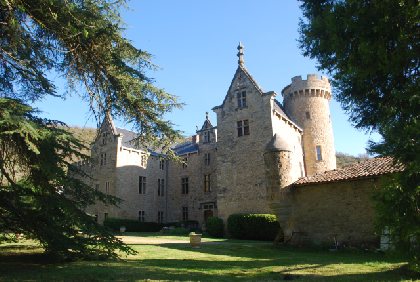 Château de Laumière , https://chateaudelaumiere.wordpress.com/