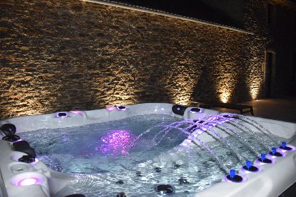 Gîte au bord du lac de Pareloup, Gîte au bord du lac de Pareloup