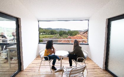 En terrasse avec vue panoramique, Ping Pong Cowork