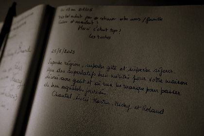 L'Oustal du Larzac, L'oustal du larzac