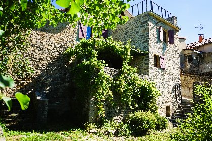 L'Oustal du Larzac, L'oustal du larzac