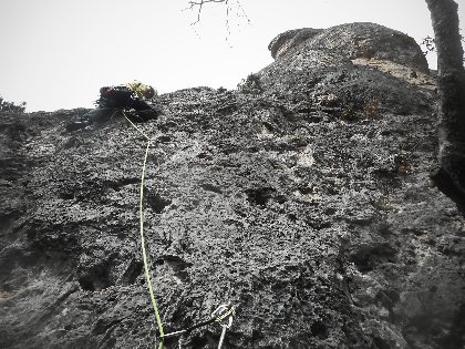 Escalade Découverte en falaise, Mélanie et Guillaume Millau Sport Nature