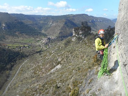 Escalade grande voie, Mélanie et Guillaume Millau Sport Nature