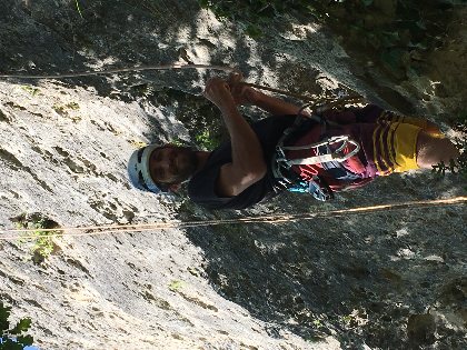 Escalade Découverte en falaise, Mélanie et Guillaume Millau Sport Nature