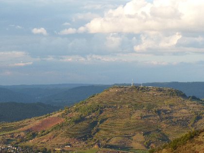 Le Puech du Cayla à proximité de son circuit trail de Saint-Christophe, MM-OTCM