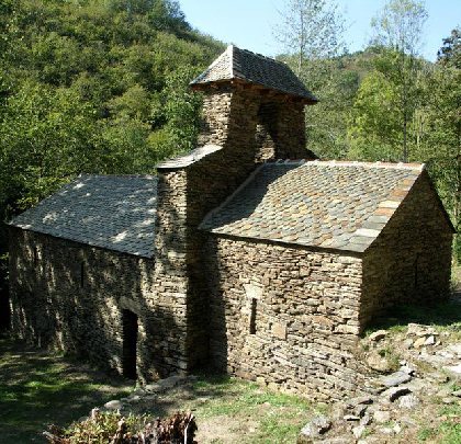 Chapelle de Monédiès entre Conques et Grand-Vabre, OTCM